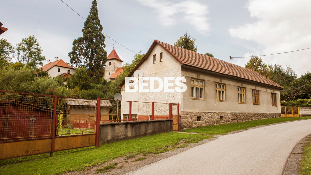BEDES – tradičný nemecký dom 150m2, pozemok 902m2, Handlová – Nová Lehota