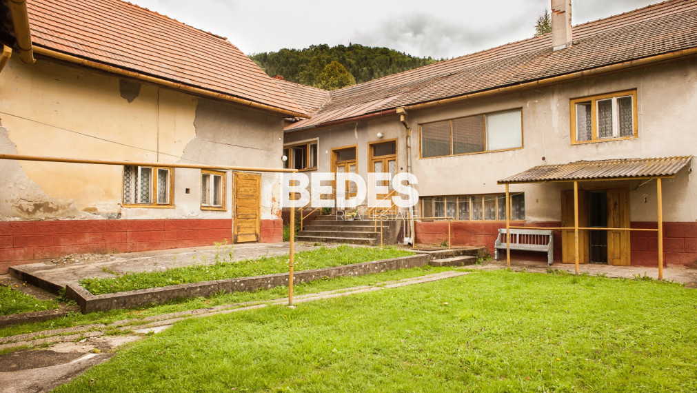 BEDES | chalupa 150m2, pôvodný stav, pozemok 902m2, Handlová – Nová Lehota