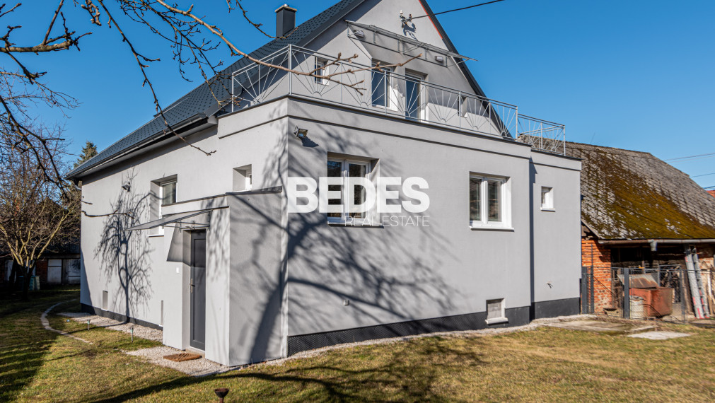 BEDES| Kompletne prerobený rodinný dom, 4 izbový rodinný dom, 1100m2 pozemok