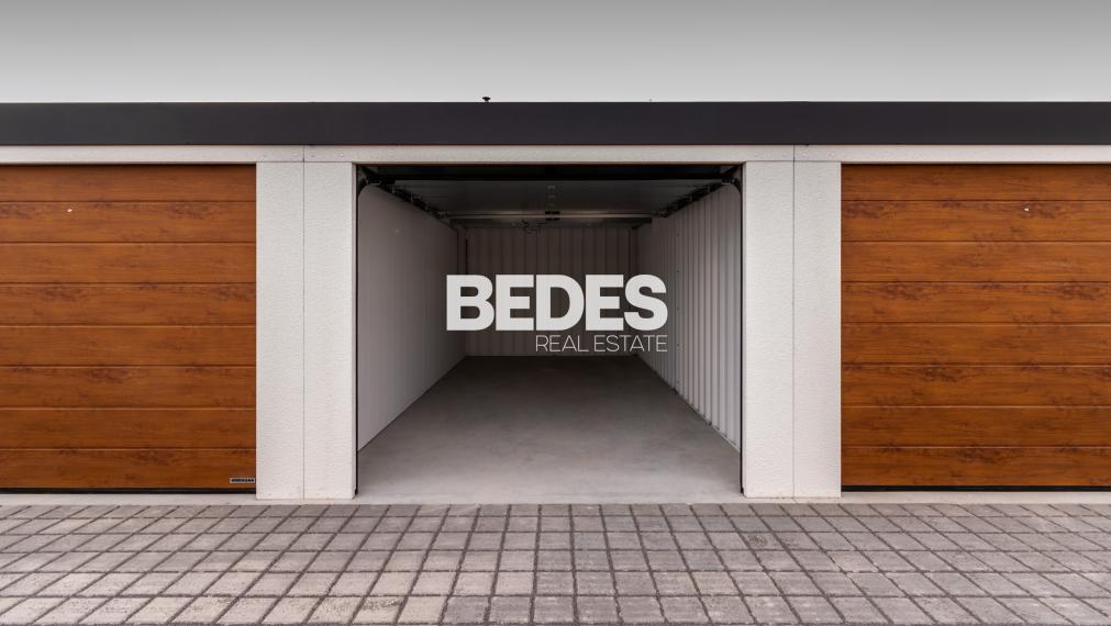 BEDES | Garáže a sklady, oplotený a zabezpečený areál
