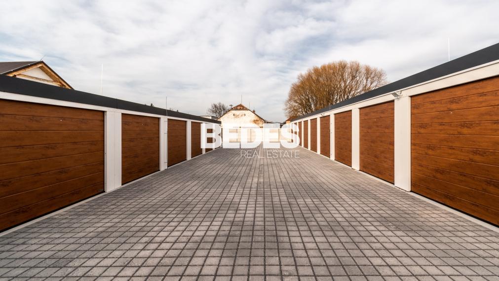 BEDES | Garáže a sklady, oplotený a zabezpečený areál