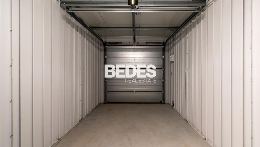 BEDES | Garáže a sklady, oplotený a zabezpečený areál