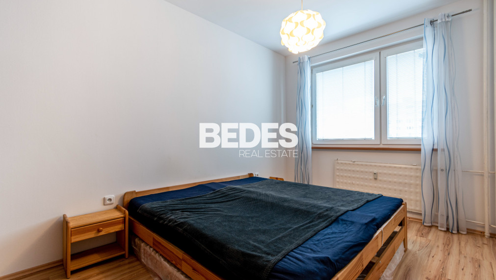 BEDES | Zariadený 3 izbový byt po rekonštrukcii, loggia
