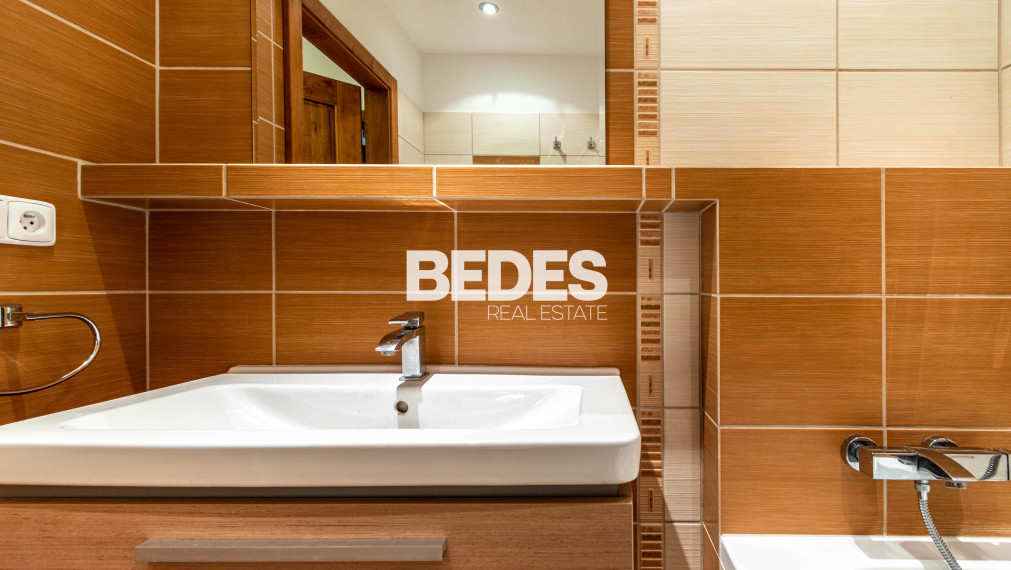 BEDES | Zariadený 3 izbový byt po rekonštrukcii, loggia