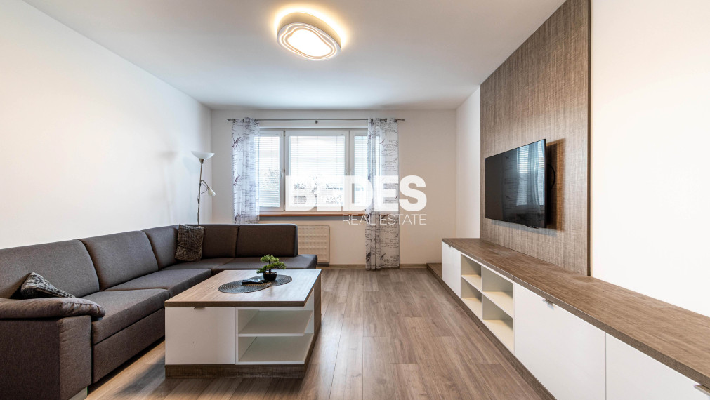 BEDES | Zariadený 3 izbový byt po rekonštrukcii, loggia