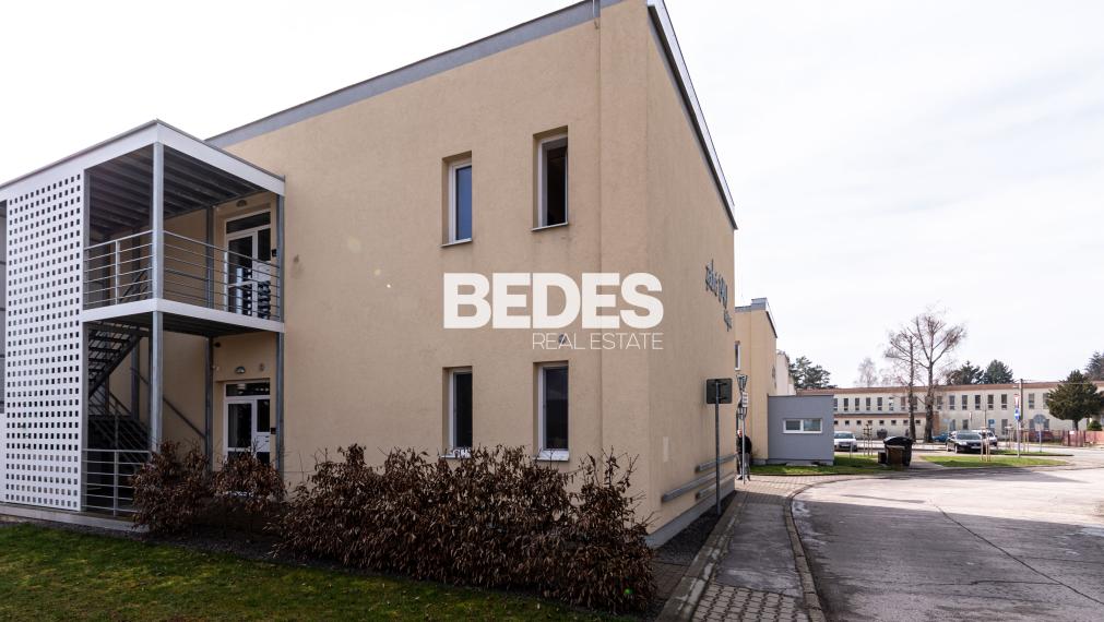 BEDES | Moderný 2 izbový byt v novostavbe s balkónom, vyhradený parking