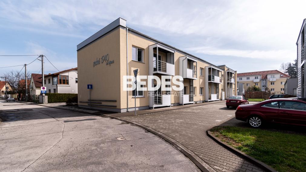BEDES | Moderný 2 izbový byt v novostavbe s balkónom, vyhradený parking