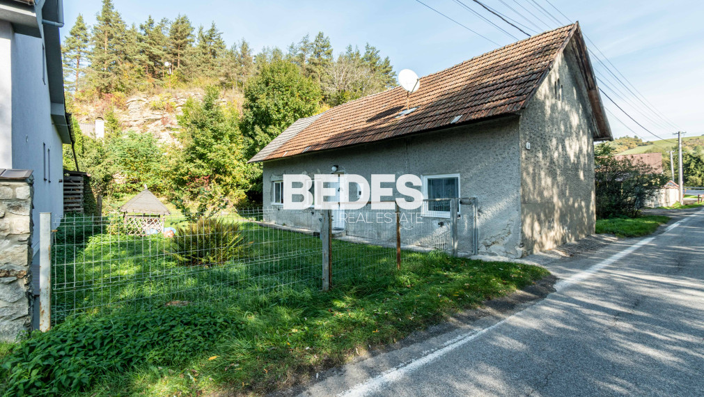 BEDES | Rodinný dom v obci Klačno s pozemkom 955m2