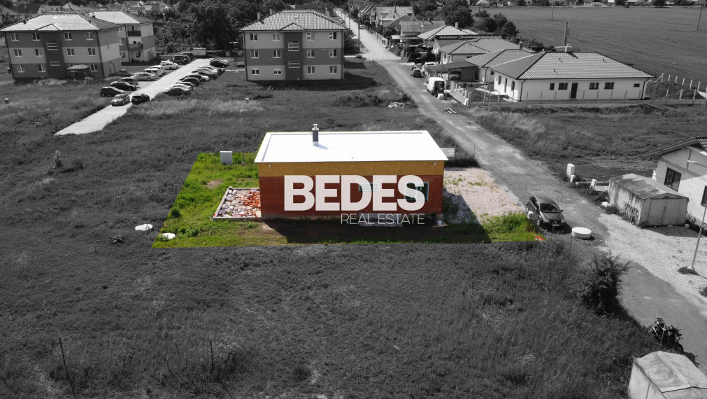 BEDES | Moderná novostavba v novej časti obce Brodzany