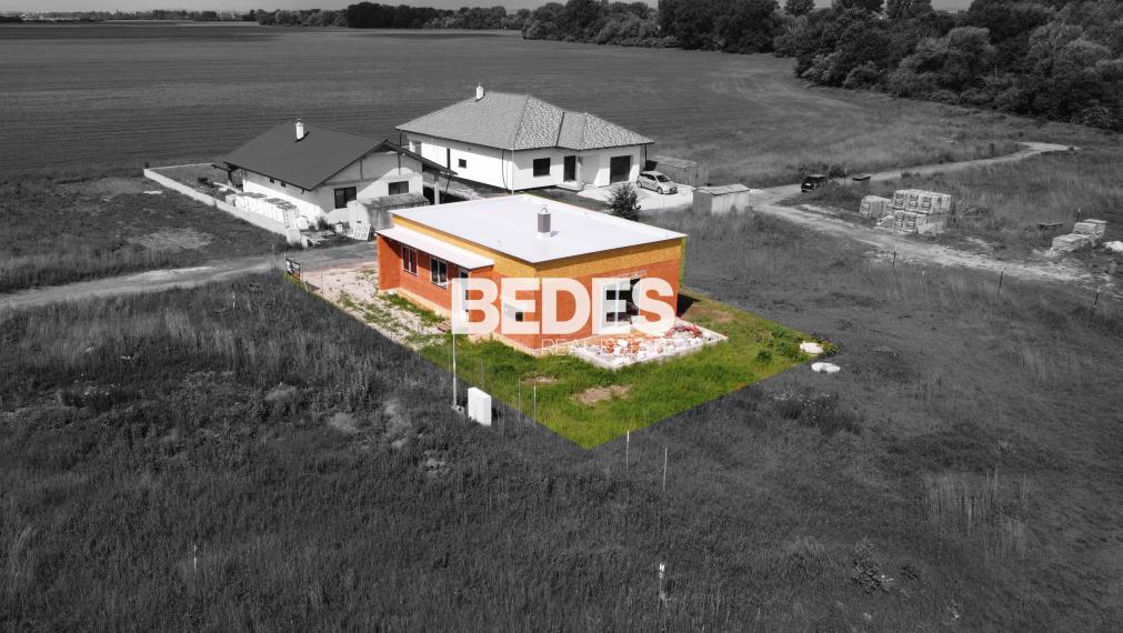BEDES | Moderná novostavba v novej časti obce Brodzany