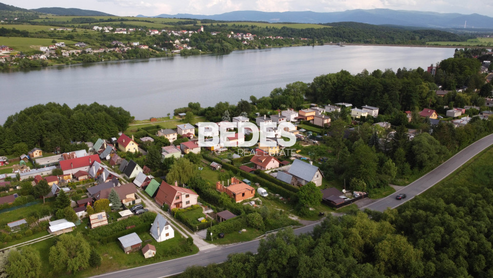 BEDES | Jedinečný pozemok pri priehrade v Nitrianskom Rudne