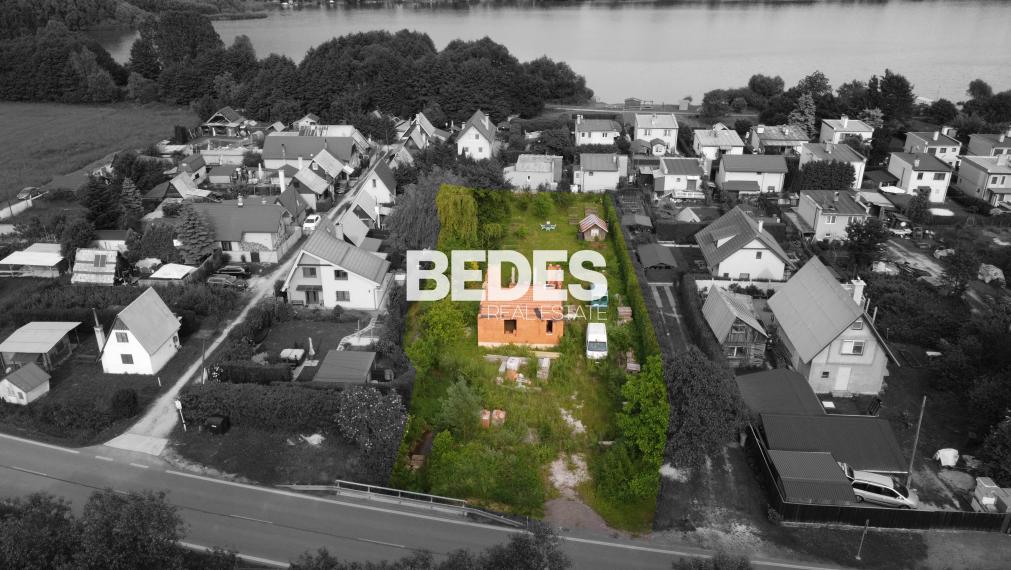 BEDES | Jedinečný pozemok pri priehrade v Nitrianskom Rudne