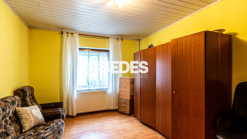 BEDES | REZERVOVANÉ / Rodinný dom v centre obce Rybany
