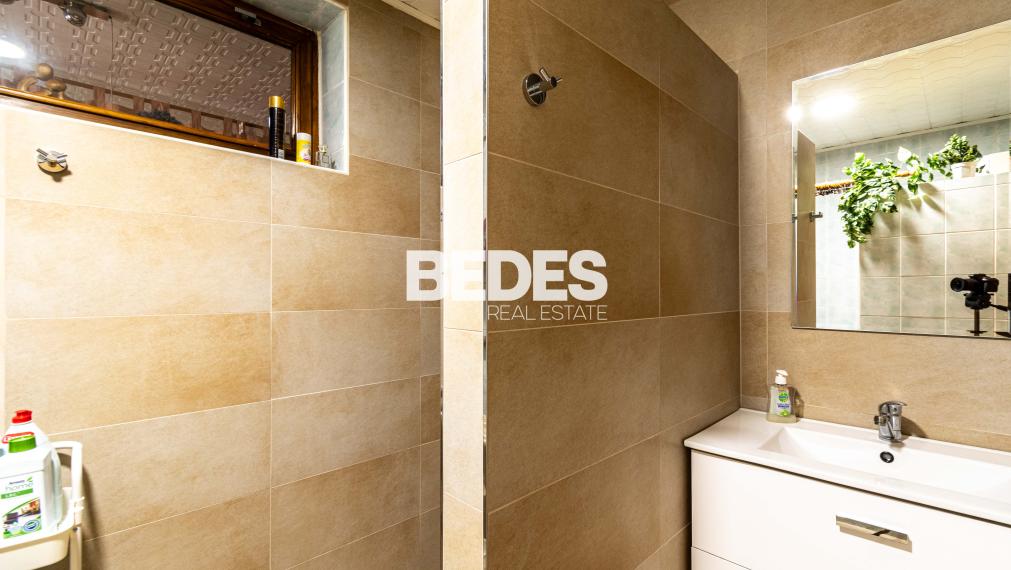 BEDES | REZERVOVANÉ / Rodinný dom v centre obce Rybany