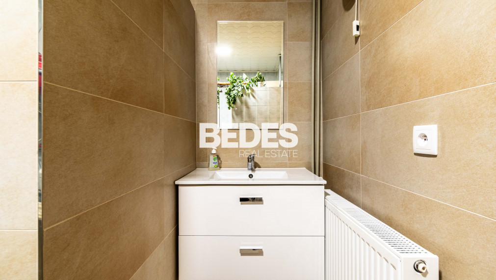 BEDES | REZERVOVANÉ / Rodinný dom v centre obce Rybany