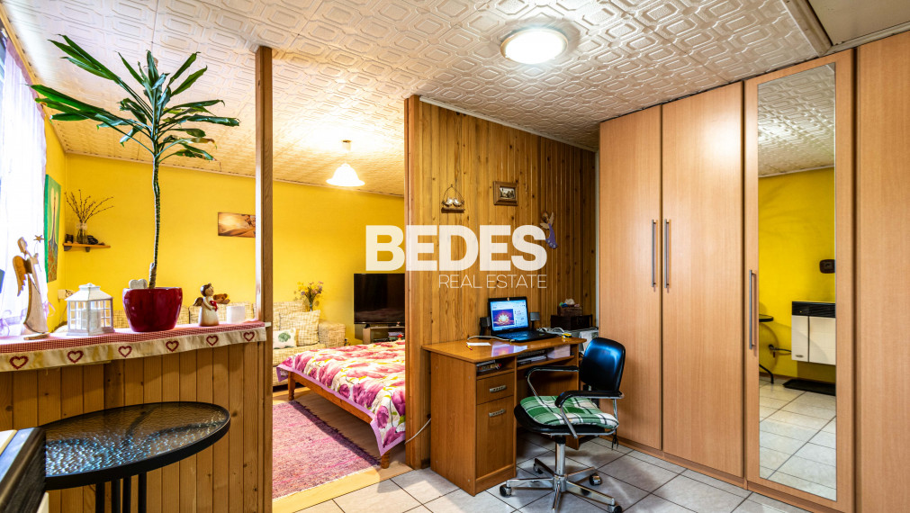 BEDES | REZERVOVANÉ / Rodinný dom v centre obce Rybany