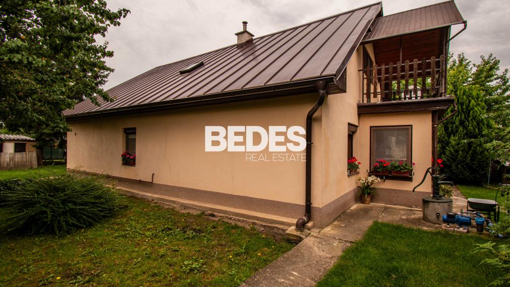 BEDES | REZERVOVANÉ / Rodinný dom v centre obce Rybany