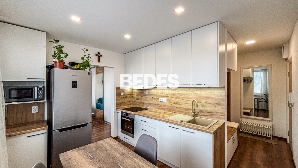 BEDES | Moderný 1 izbový byt so zariadením, vrátane energií