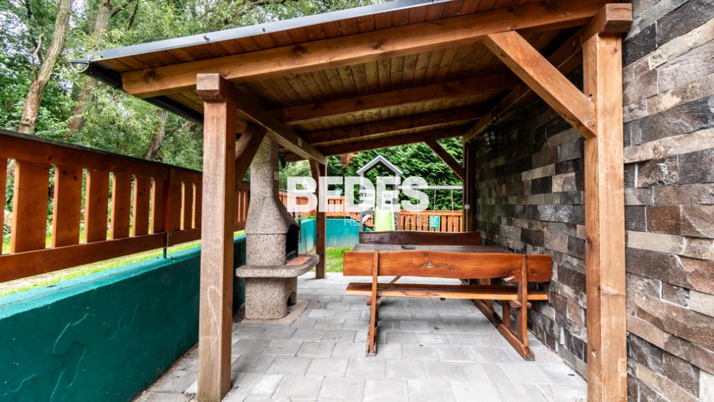 BEDES | Investičný 2i apartmán so súkromným detským ihriskom