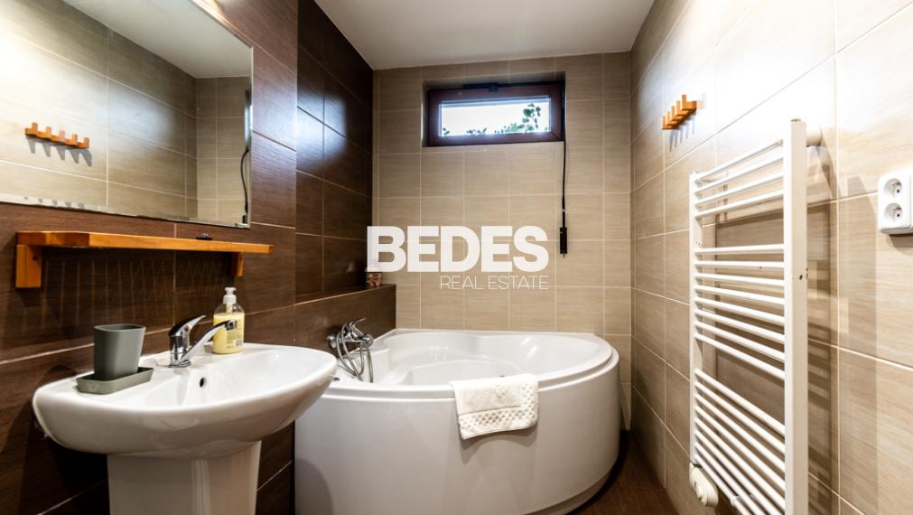 BEDES | Investičný 2i apartmán so súkromným detským ihriskom