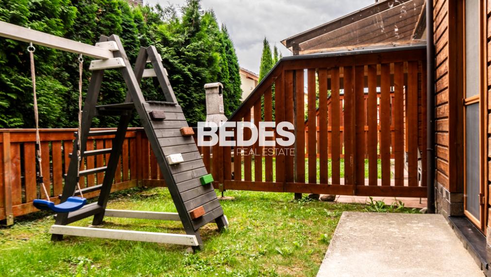 BEDES | Investičný 2i apartmán so súkromným detským ihriskom