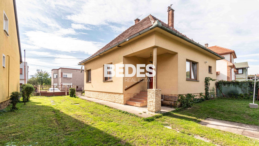 BEDES | Atraktívna cena, rodinný dom v Nitr. Pravne, 1033m2
