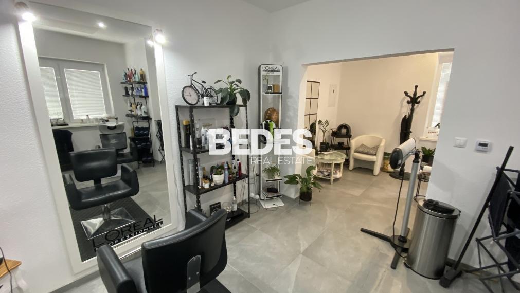 BEDES | Odstúpenie kaderníctva vrátane vybavenia, Centrum