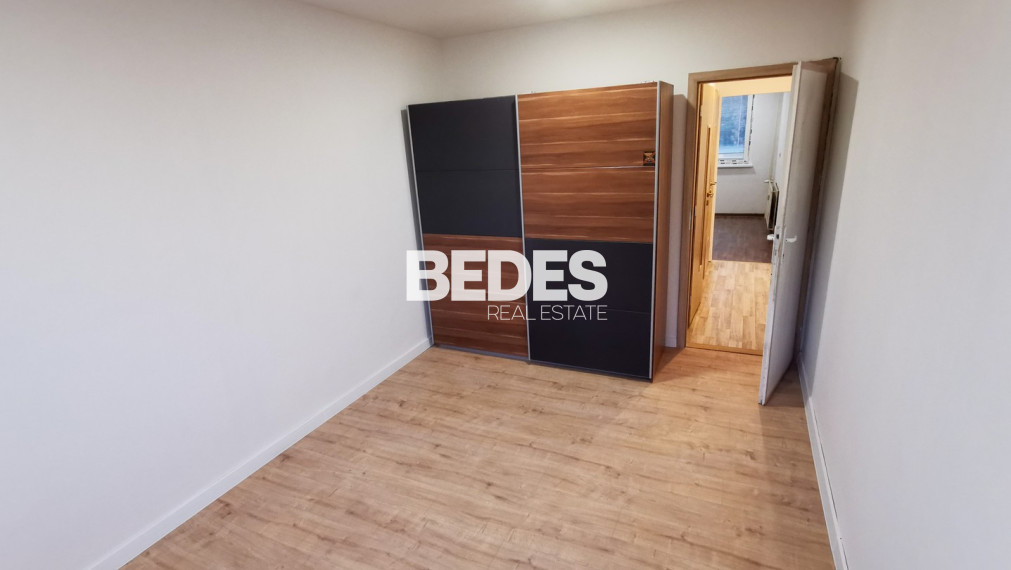 BEDES | 3izbový byt, 72m2, komplet spotrebiče, nová kuchyňa