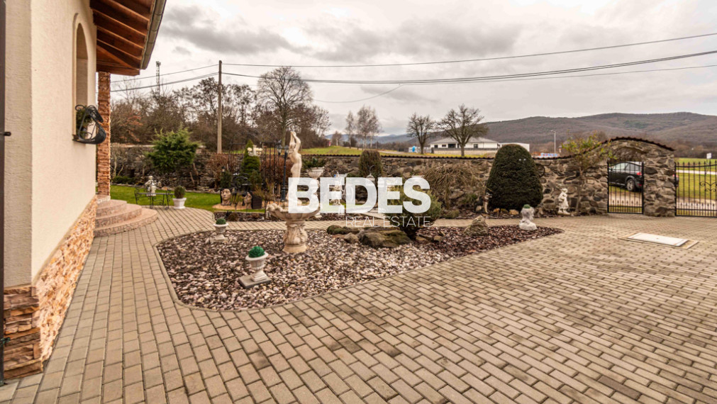 BEDES | REZERVOVANÉ | Jedinečný rodinný dom v Oslanoch