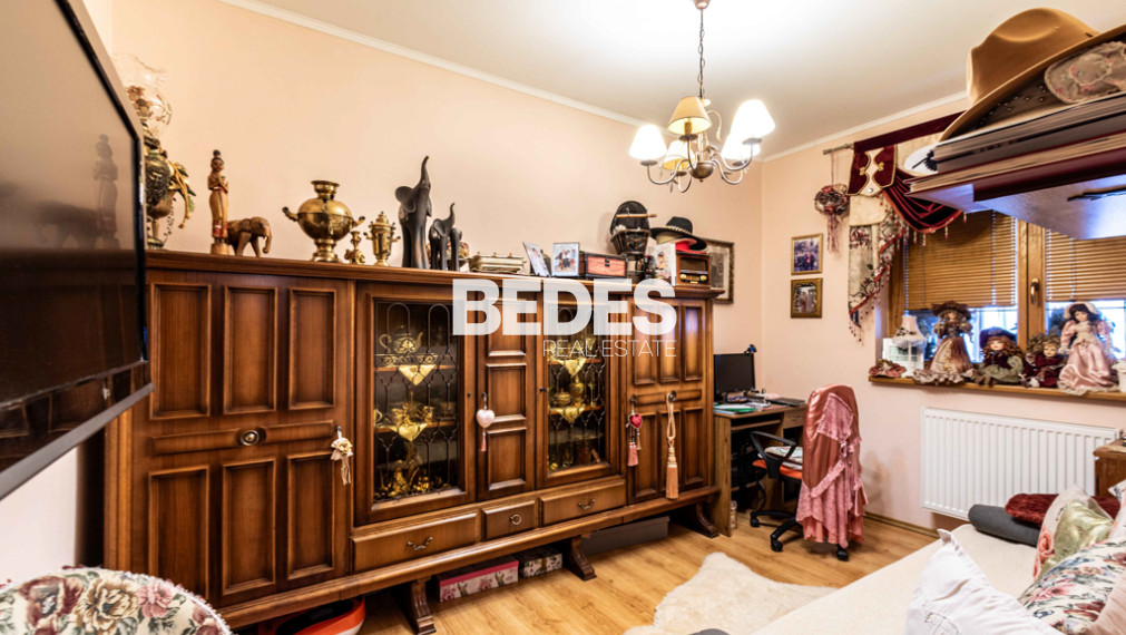 BEDES | REZERVOVANÉ | Jedinečný rodinný dom v Oslanoch