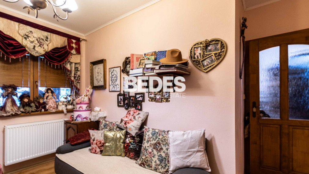 BEDES | REZERVOVANÉ | Jedinečný rodinný dom v Oslanoch