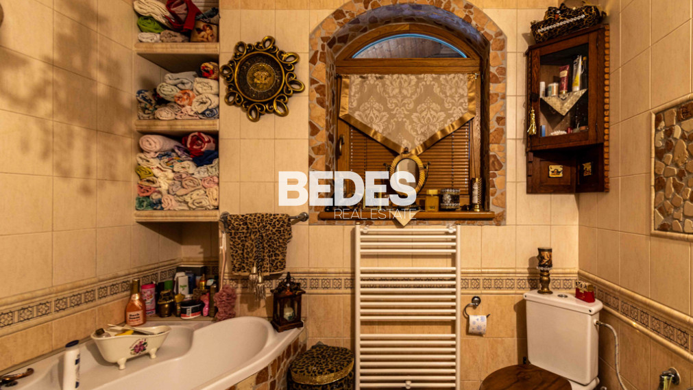 BEDES | REZERVOVANÉ | Jedinečný rodinný dom v Oslanoch