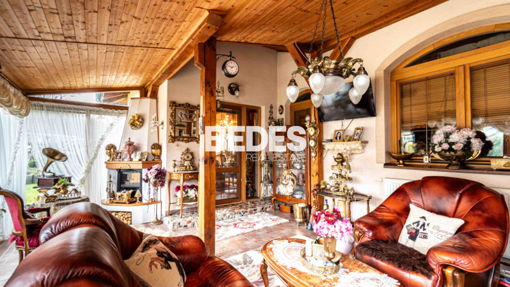 BEDES | REZERVOVANÉ | Jedinečný rodinný dom v Oslanoch