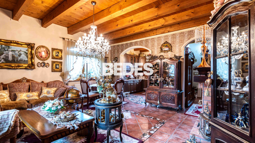 BEDES | REZERVOVANÉ | Jedinečný rodinný dom v Oslanoch