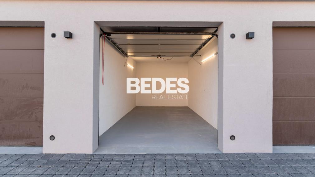BEDES | Vysoké garáže a sklady v oplotenom a zabezp. areáli