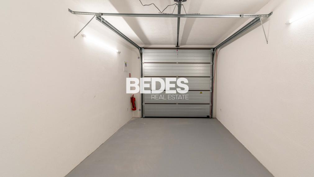 BEDES | Vysoké garáže a sklady v oplotenom a zabezp. areáli