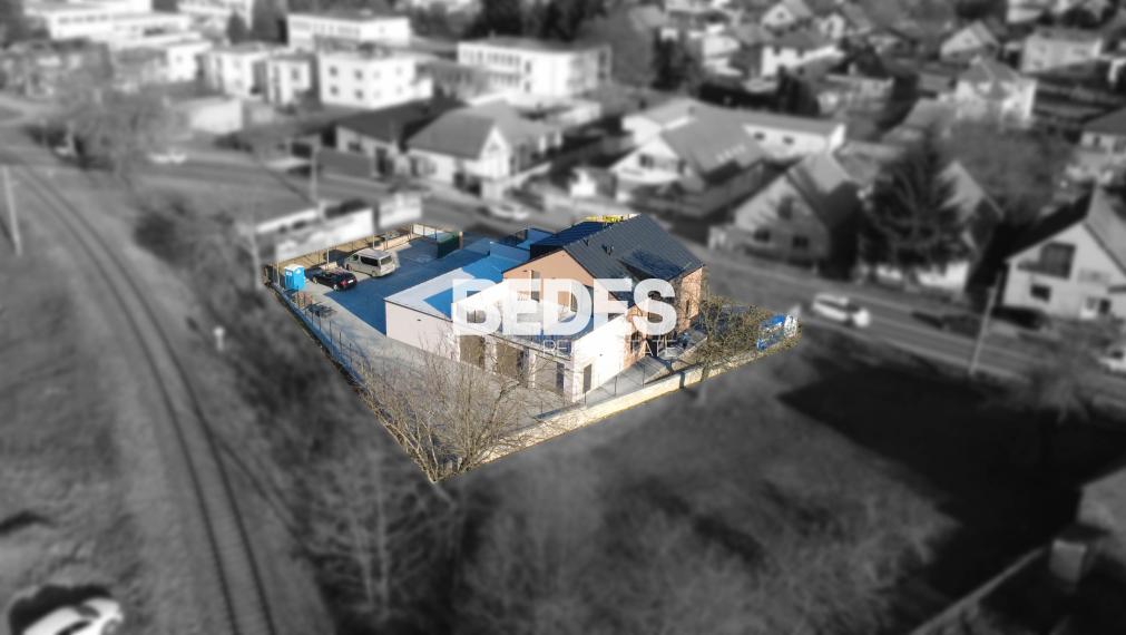 BEDES | Vysoké garáže a sklady v oplotenom a zabezp. areáli
