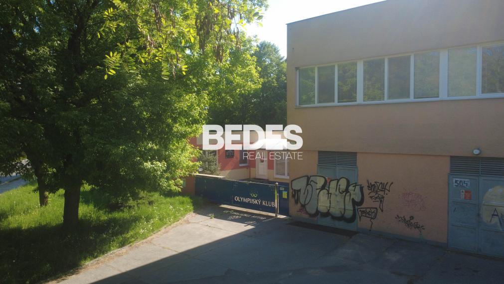 BEDES | Komerčný objekt s vlastným pozemkom, ul. Olympionikov