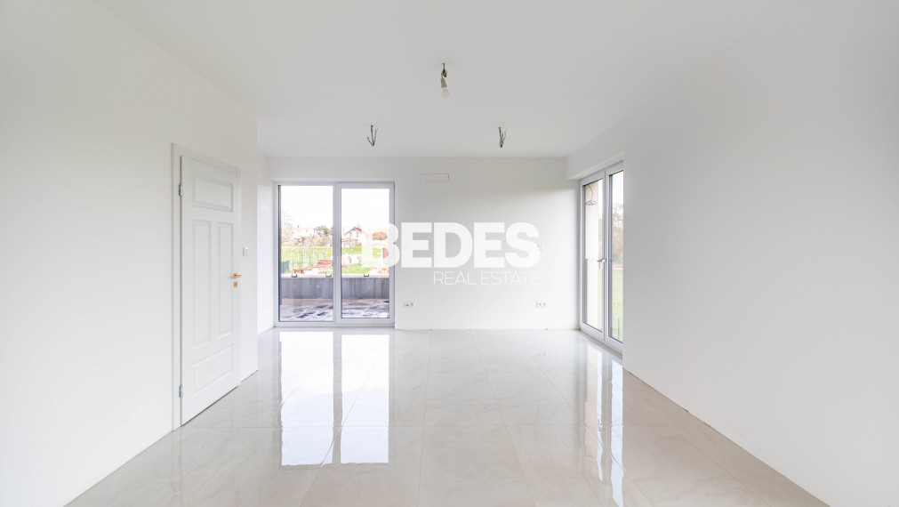 BEDES | novostavba 182m2, pozemok 659m2, 3x terasa, 1x garáž