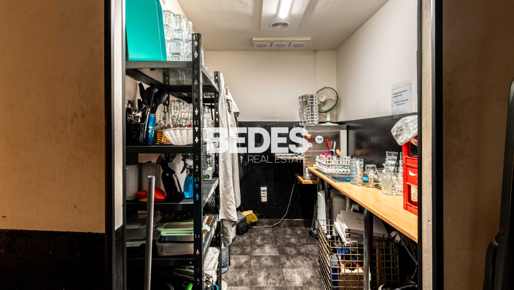 BEDES | Kompletne zariadený klub s personálom, vybavením a know-how