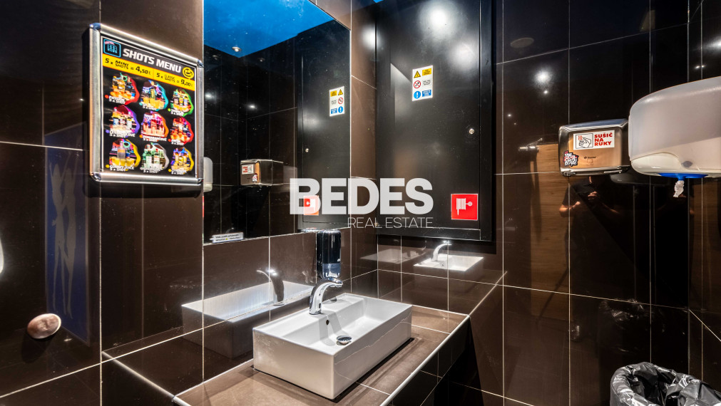 BEDES | Kompletne zariadený klub s personálom, vybavením a know-how