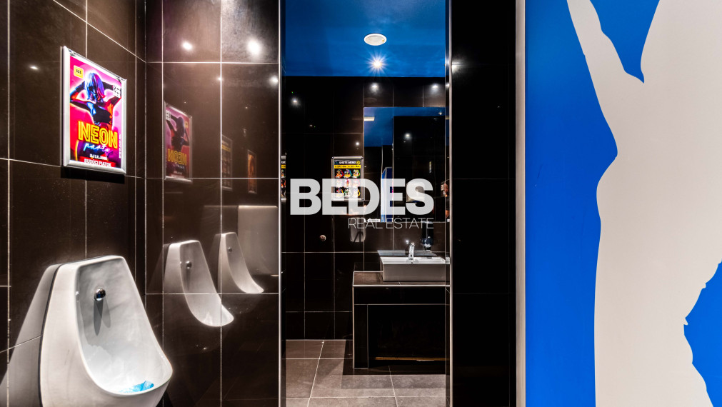 BEDES | Kompletne zariadený klub s personálom, vybavením a know-how