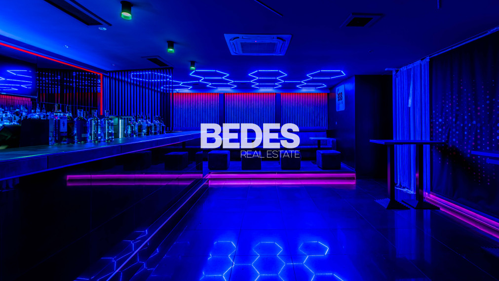 BEDES | Kompletne zariadený klub s personálom, vybavením a know-how