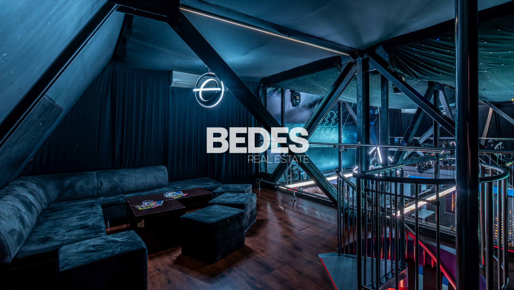 BEDES | Kompletne zariadený klub s personálom, vybavením a know-how