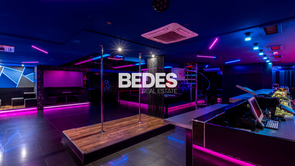 BEDES | Kompletne zariadený klub s personálom, vybavením a know-how