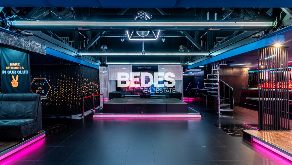 BEDES | Kompletne zariadený klub s personálom, vybavením a know-how