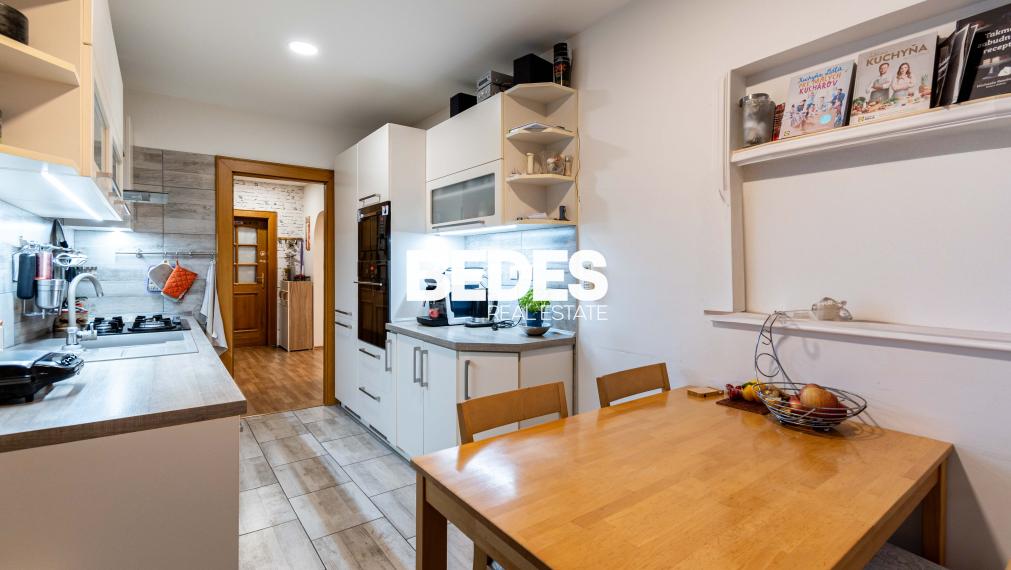 BEDES | Veľkometrážny 4i byt + sauna, klimatizácia, Trenčín