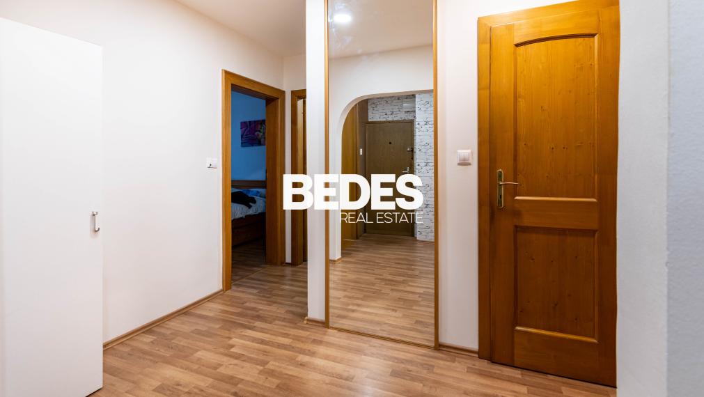 BEDES | Veľkometrážny 4i byt + sauna, klimatizácia, Trenčín