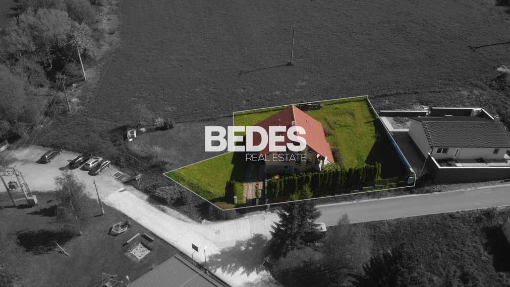 BEDES | 5 izb rodinný dom, 2 kúpeľ., pozemok 792m2, Ráztočno