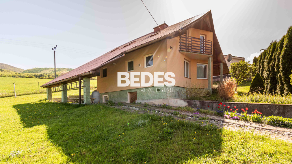 BEDES | 5 izb rodinný dom, 2 kúpeľ., pozemok 792m2, Ráztočno